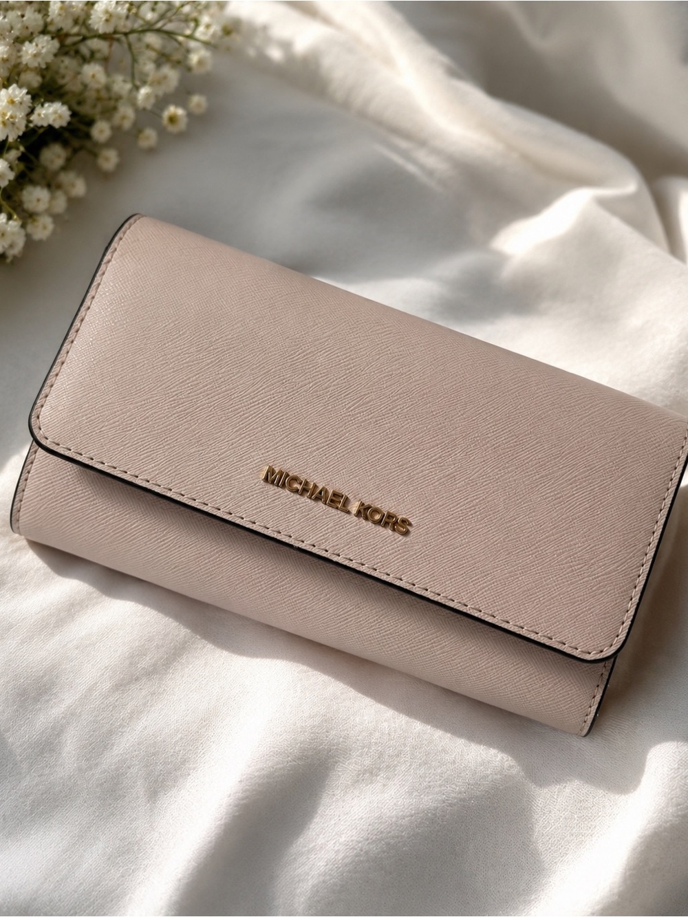 Michael Kors Women Jet Set Travel Large Trifold Wallet Clutch in Powder Blush